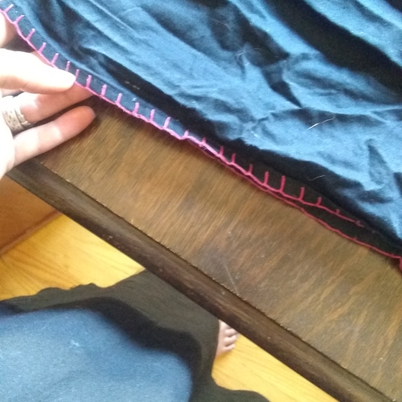 Embroidered peasant top - Picture 9 of 9